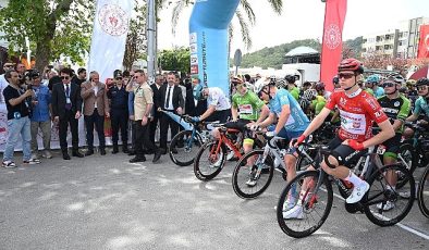 59. Cumhurbaşkanlığı Türkiye Bisiklet Tipi’nin Kemer-Kaş etabı başladı