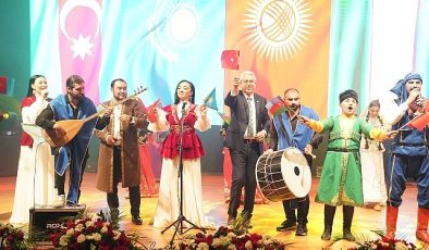 Ege Üniversitesi AKM’de Milletlerarası Turan Sinema Şenliği Ödül Merasimi düzenlendi