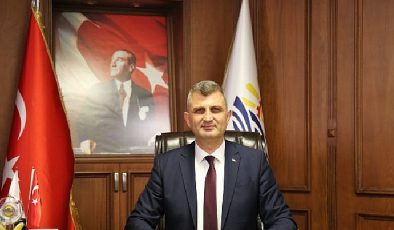 Gölcük Belediye Başkanı Ali Yıldırım Sezer 19 Mayıs, tam bağımsız devlet kurma kararının birinci adımıdır