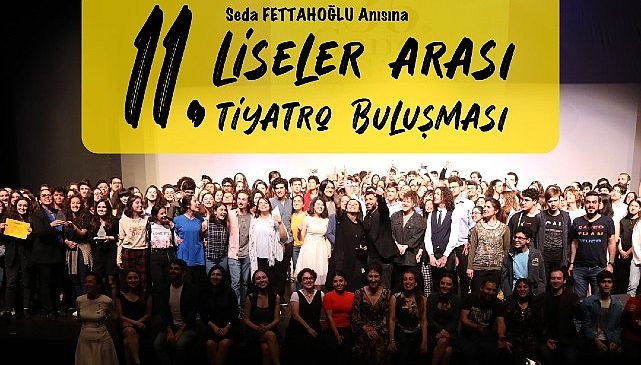 İstanbul Büyükşehir Belediyesi Kent Tiyatroları, genç jenerasyonun tiyatrocu adayları ile izleyiciyi bir ortaya getiriyor
