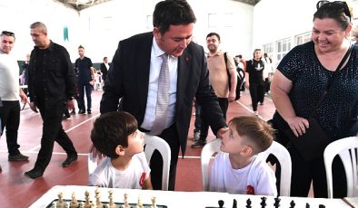 Satranç turnuvasında birinci atılım Lider Aydın’dan